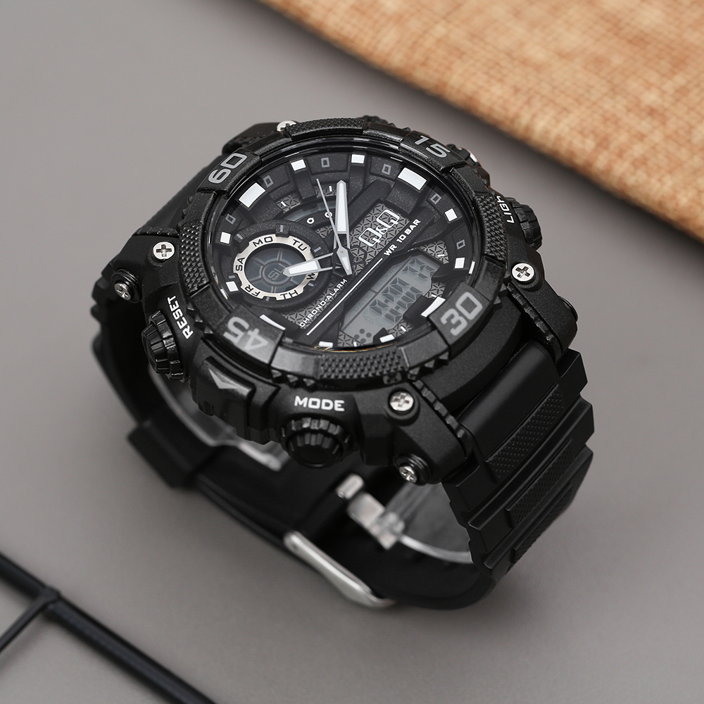 Đồng hồ Q&Q 52 mm Nam GW87J010Y