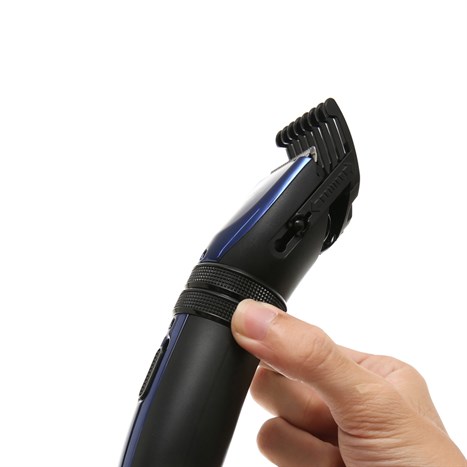 Tông đơ cắt tóc pin sạc Flyco FC5809 Màu Đen - xanh dương