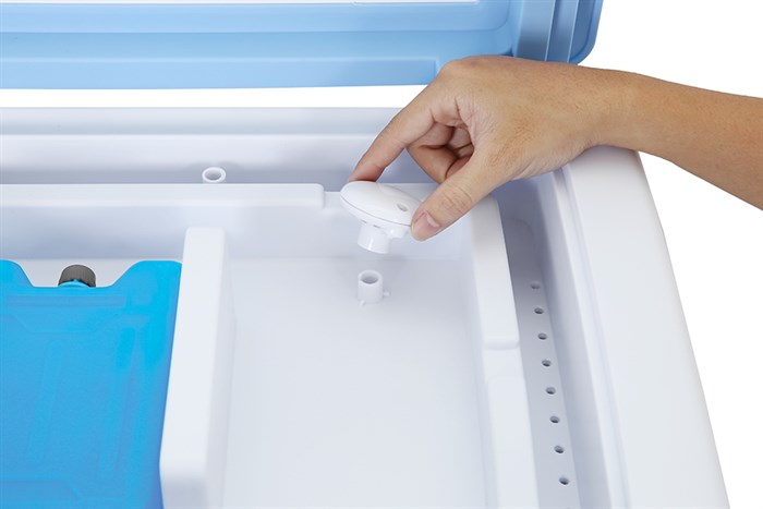 Quạt điều hòa Daikiosan DKA-05000G 180W Màu Trắng - Xanh