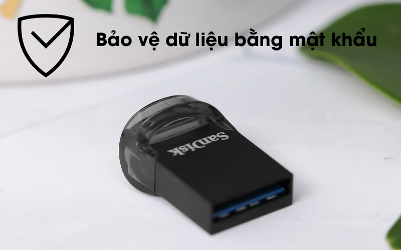 USB Sandisk SDCZ430 16GB 3.1 đen cho phép bảo vệ dữ liệu cá nhân một cách an toàn