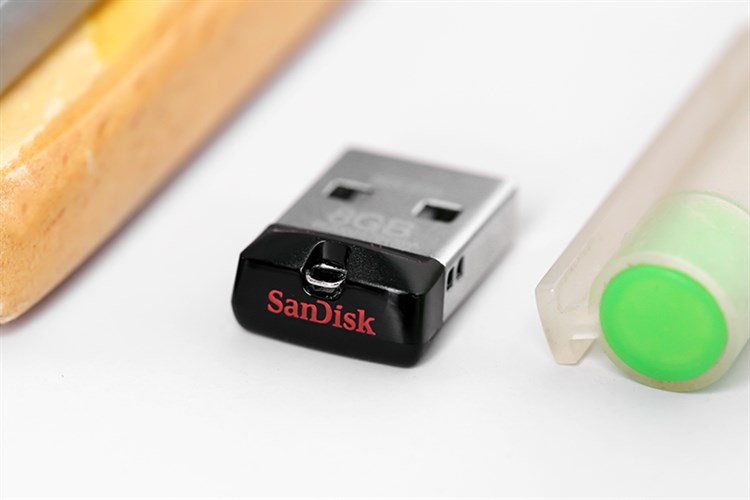 USB 2.0 8GB Sandisk SDCZ33 Màu Đen