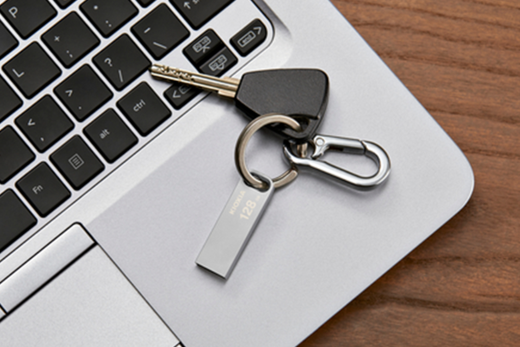 USB 3.2 128GB Kioxia U366 Màu Trắng