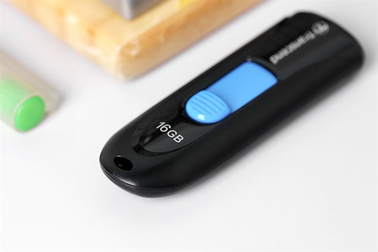 USB 3.1 16GB Transcend JetFlash 790 Màu Xanh đen