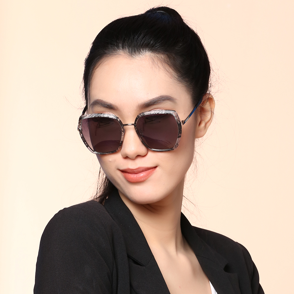 Mắt kính thời trang Nữ Dora 6198-C4