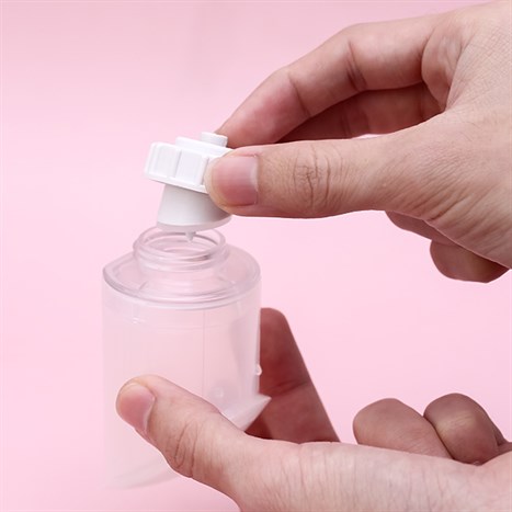 Máy xông hơi mặt nano nóng K.SKIN KD233 Màu Trắng