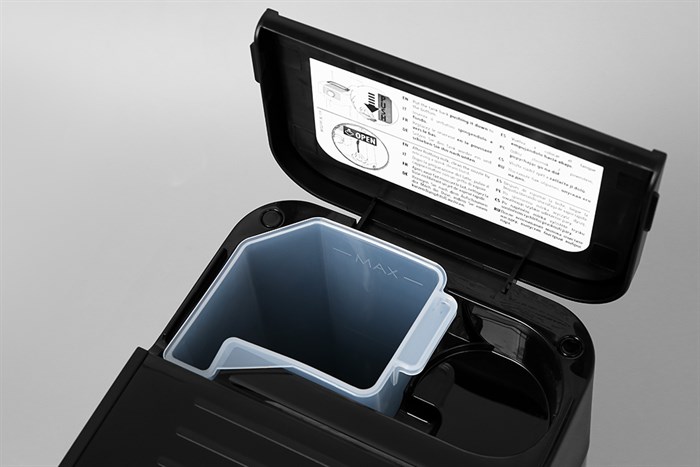 Máy pha cà phê Delonghi EC230.BK Màu Đen