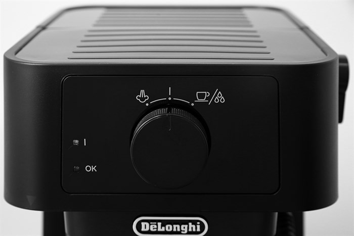 Máy pha cà phê Delonghi EC230.BK Màu Đen