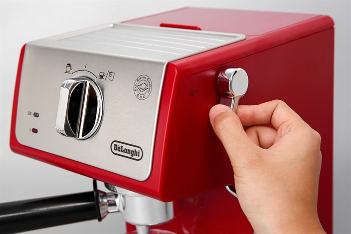 Máy pha cà phê Delonghi ECP33.21.R Màu Đỏ