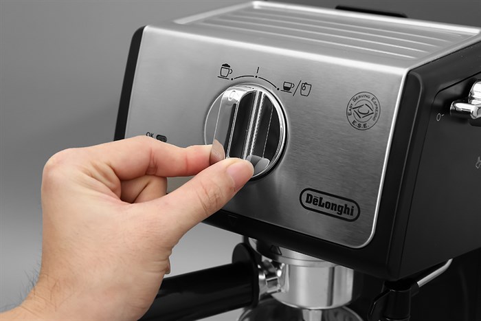 Máy pha cà phê Delonghi ECP33.21.BK Màu Đen