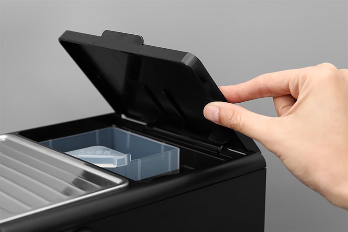 Máy pha cà phê Delonghi ECP33.21.BK Màu Đen