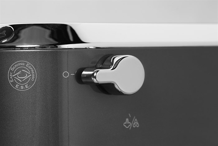 Máy pha cà phê Delonghi EC785.GY Màu Xám