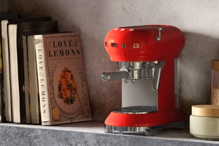 Máy pha cà phê Smeg ECF01RDEU (535.43.659) Màu Đỏ