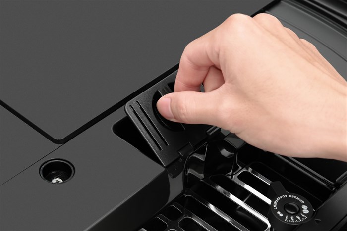 Máy pha cà phê Smeg CMS4604NR (536.54.079) Màu Đen