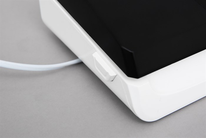 Máy hút chân không BlueStone VSB-2735 Màu Trắng