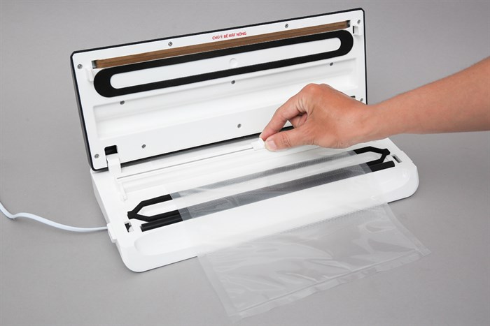 Máy hút chân không BlueStone VSB-2735 Màu Trắng