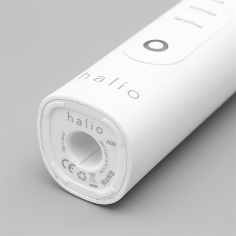 Bàn chải điện Halio Sonic Whitening Pro White (Tặng 1 đầu chải) Màu Trắng