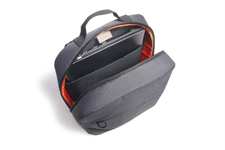 Balo Laptop 15.6 inch Tucano BKLOOP15-BK Màu Xám