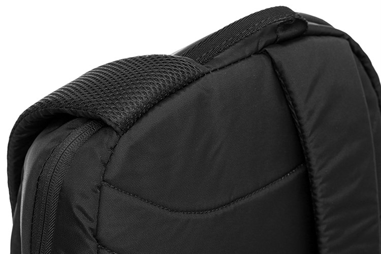 Balo Laptop 15.6 inch Tucano Forte BKFOR Đen Màu Đen