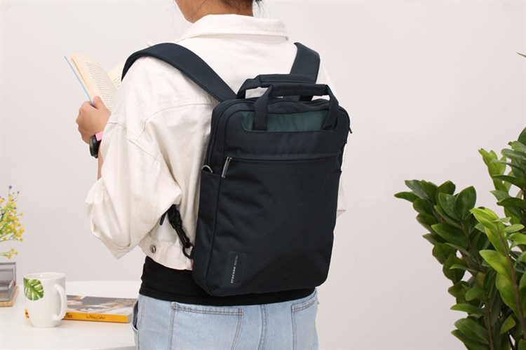 Balo Laptop 13.3 inch Tucano Work out Vertical WOV-MB133 Màu Xanh Navy