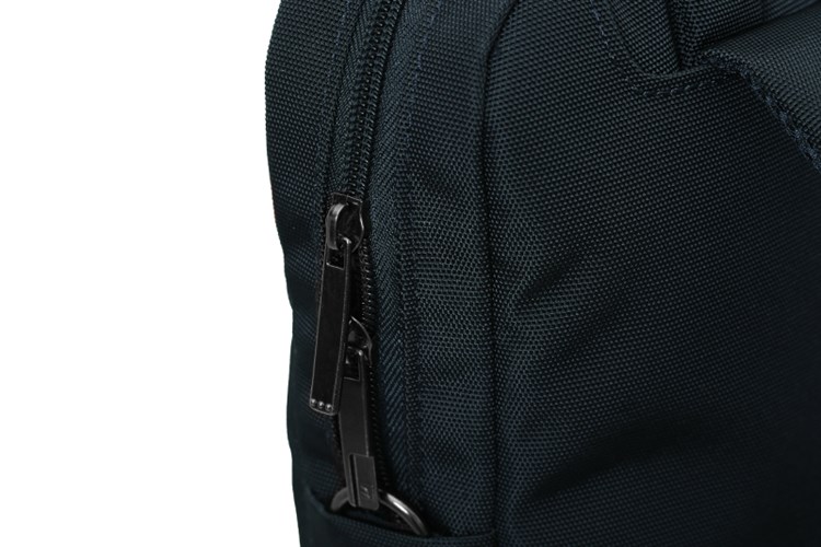 Balo Laptop 13.3 inch Tucano Work out Vertical WOV-MB133 Màu Xanh Navy