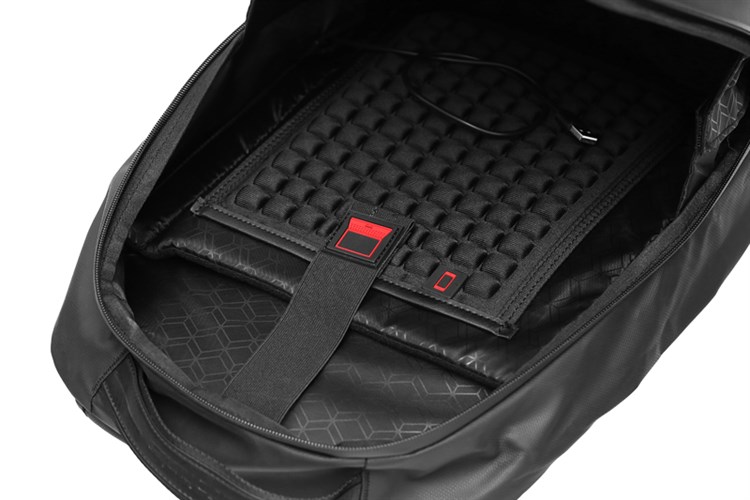 Balo Laptop 15.6 inch kèm cổng USB Arctic Hunter B-00320 Đen Màu Đen