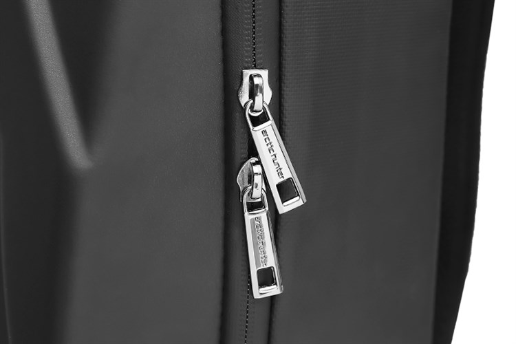 Balo Laptop 15.6 inch kèm cổng USB Arctic Hunter B-00320 Đen Màu Đen