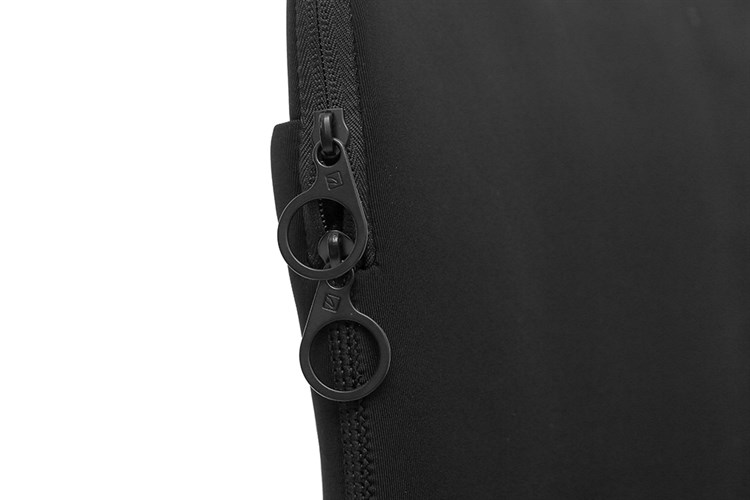 Túi chống sốc Laptop 15 inch Tucano Top Second Skin Màu Đen