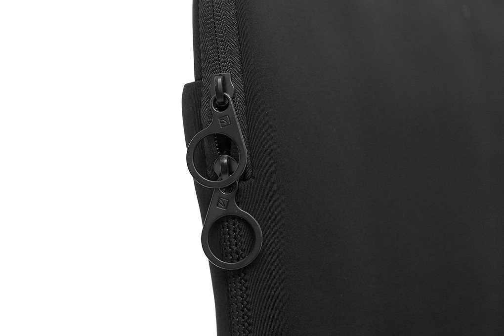 Túi chống sốc Laptop 15 inch Tucano Top Second Skin Màu Đen