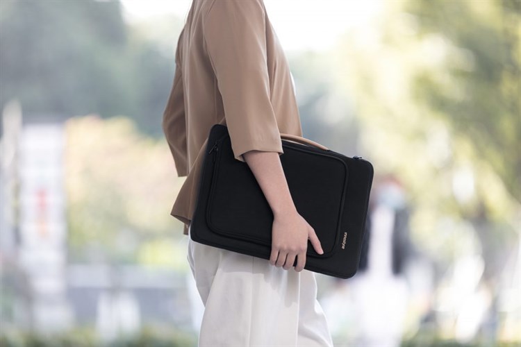 Túi xách chống sốc Laptop 16 inch Innostyle OmniProtect carry S114 Màu Đen