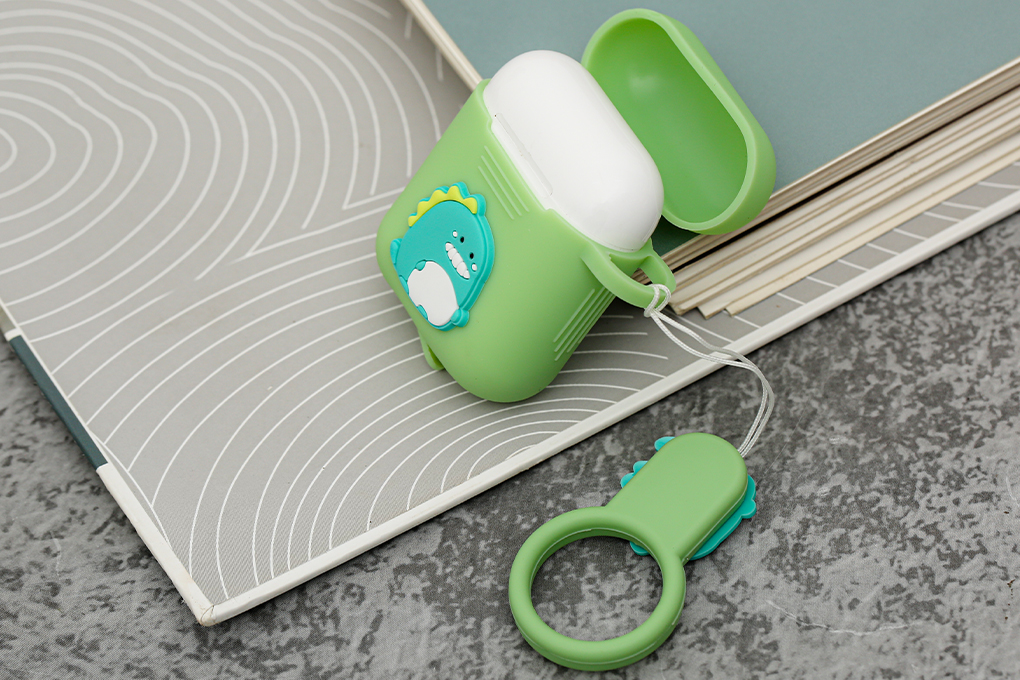 Túi đựng AirPods 1 & 2 Silicone kèm móc JM FR03 - 4
