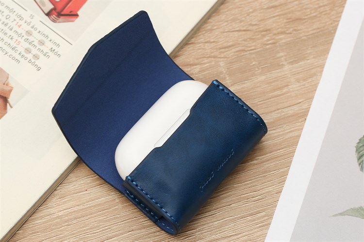 Túi đựng AirPods Pro Nhựa dẻo PU kèm móc JM PL03 Màu Xanh Navy