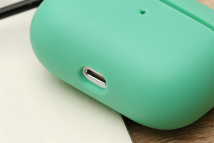 Túi đựng AirPods Pro Nhựa dẻo TPU kèm móc JM SN12 Màu Xanh lá đậm