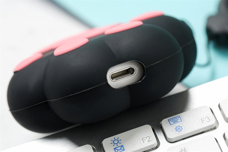 Túi đựng Airpods 1 & 2 Nhựa dẻo JM AM11 Màu Đen