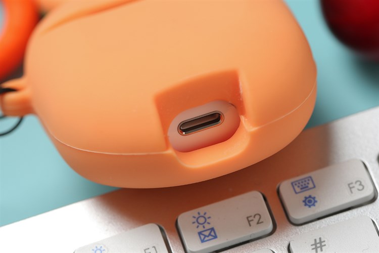 Túi đựng Airpods 1 & 2 Nhựa dẻo Carton JM Màu Cam