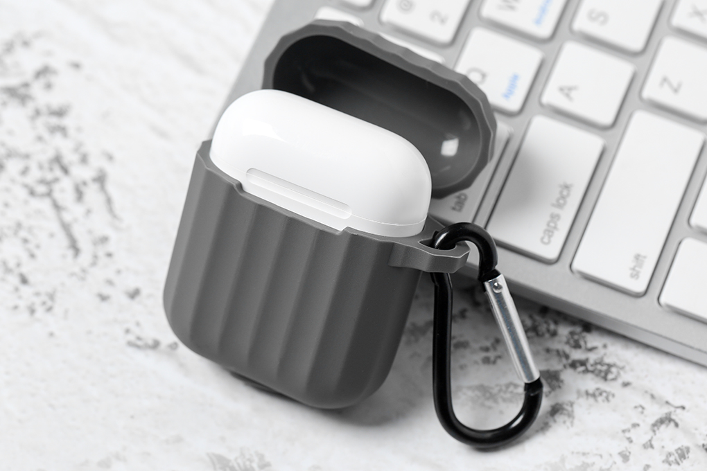 Túi đựng Airpods 1 & 2 nhựa dẻo TPU OSMIA CK-F048 Màu Xám