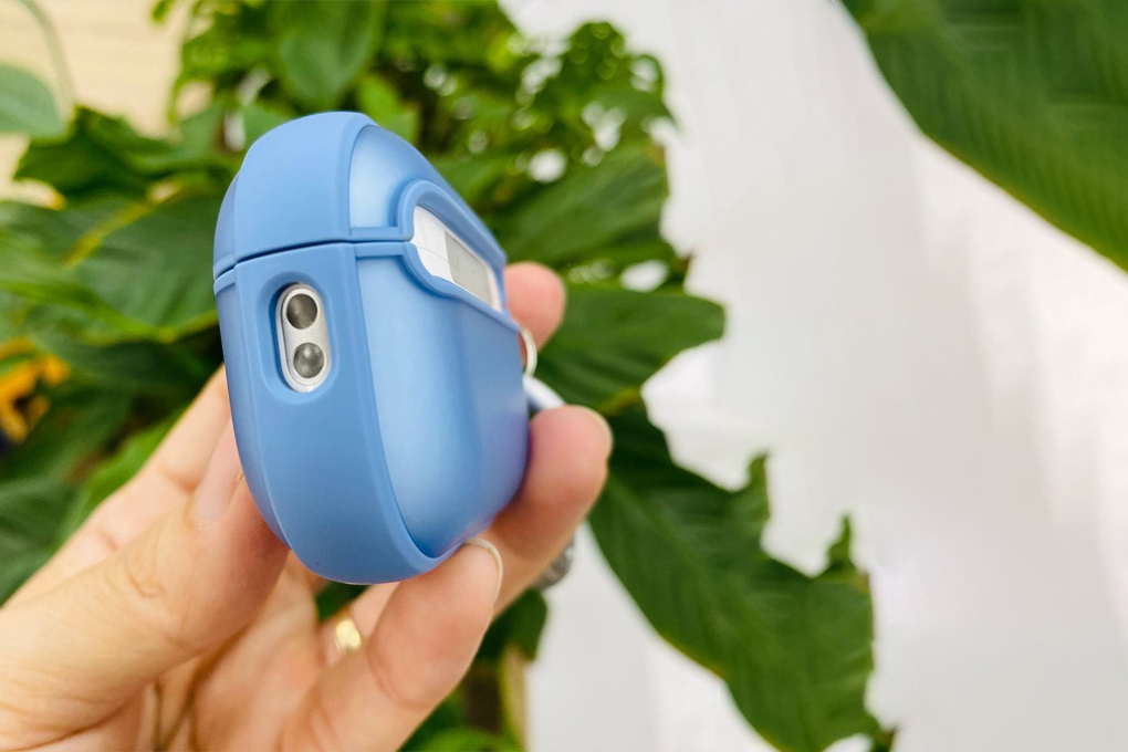 Túi đựng AirPods Pro 2 Nhựa cứng viền dẻo LAUT HUEX PROTECT Xanh đại dương Màu Xanh dương nhạt