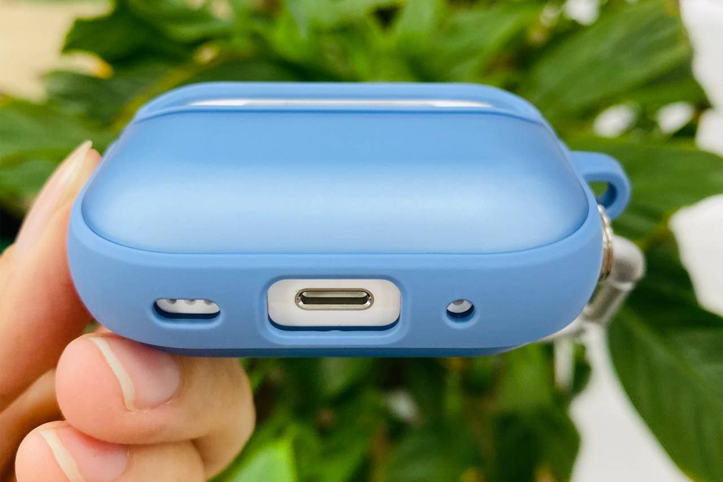 Túi đựng AirPods Pro 2 Nhựa cứng viền dẻo LAUT HUEX PROTECT Xanh đại dương Màu Xanh dương nhạt