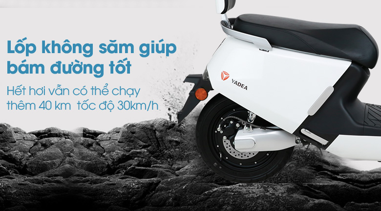 Xe máy điện Yadea G5 Trắng