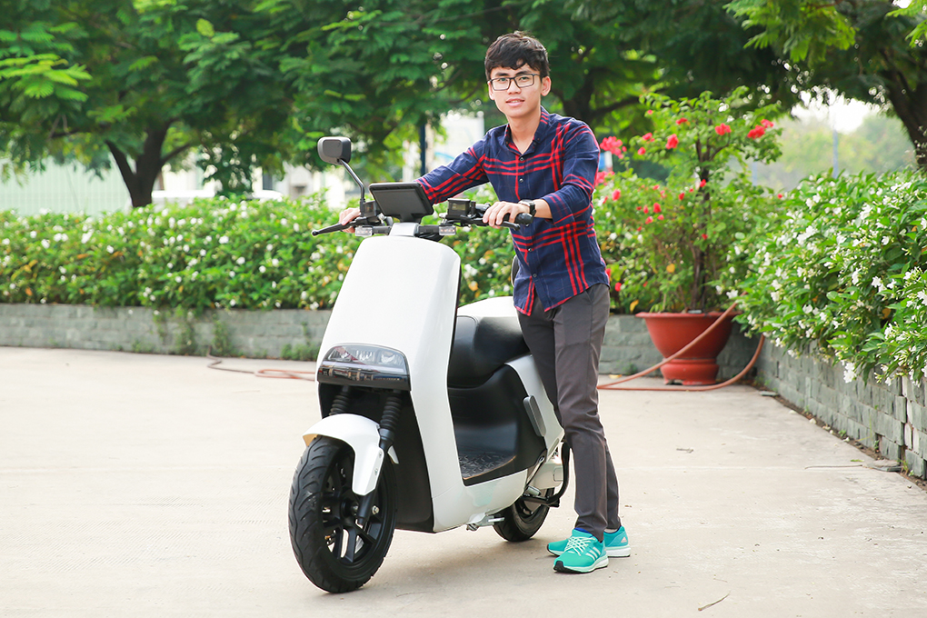 Xe máy điện Yadea G5 Trắng - 18