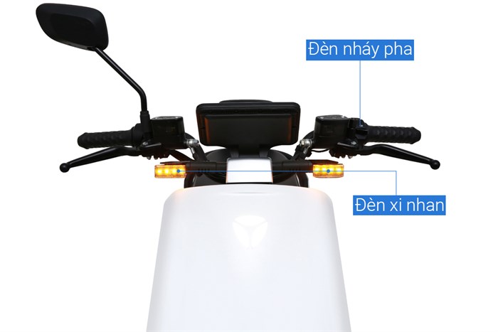 Xe máy điện Yadea G5 Trắng