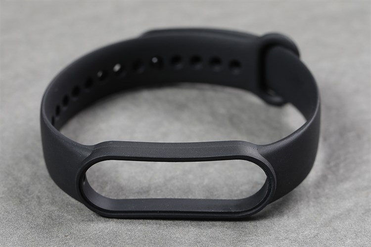 Dây silicone đồng hồ Miband 6 SS001-01/06 Đen Màu Đen