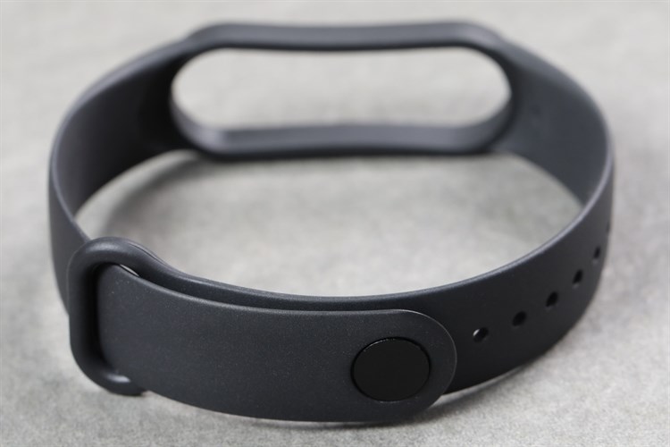Dây silicone đồng hồ Miband 6 SS001-01/06 Đen Màu Đen