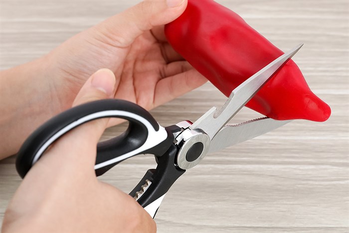 Kéo nhà bếp đa năng thép không gỉ 2Cr13 Delites LD-9138B Màu Trắng - Đen