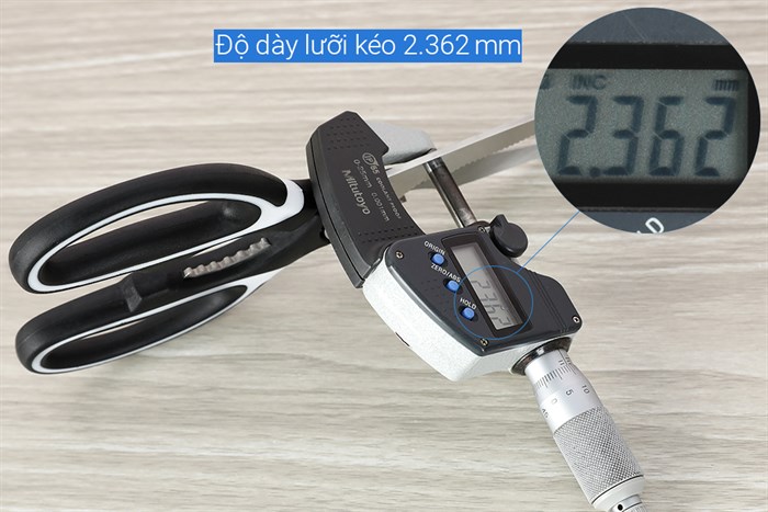 Kéo nhà bếp đa năng thép không gỉ 2Cr13 Delites LD-9138B Màu Trắng - Đen