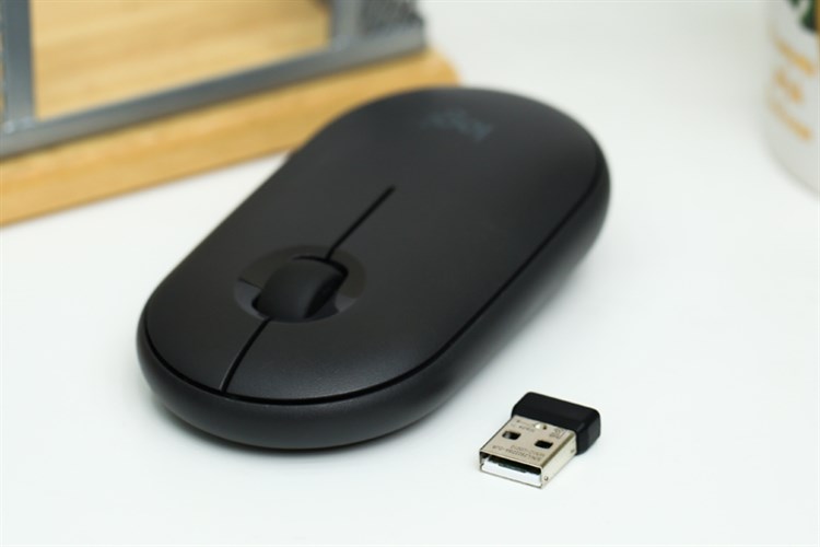 Chuột Không dây Bluetooth Silent Logitech Pebble M350 Màu Đen