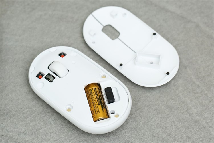 Chuột Không dây Bluetooth Silent Logitech Pebble M350 Màu Trắng