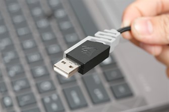 Chuột sạc Bluetooth Gaming Corsair Harpoon RGB - 11