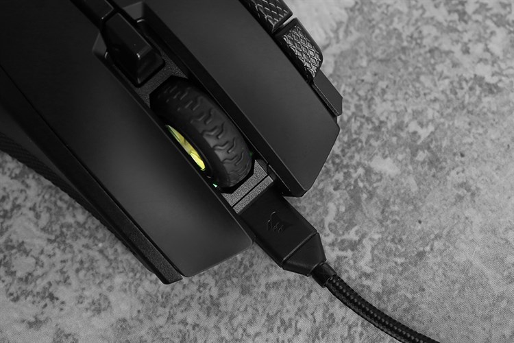 Chuột sạc Bluetooth Gaming Corsair Iron Claw RGB Màu Đen