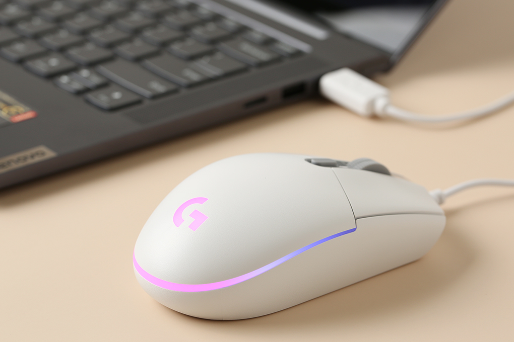 Chuột Có dây Gaming Logitech G102 Gen2 Lightsync Màu Trắng