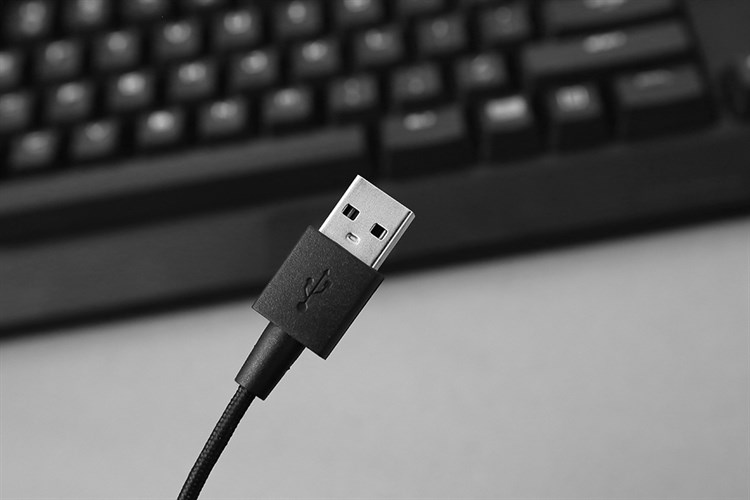 Chuột Có dây Gaming HyperX Pulsefire FPS Pro RGB Màu Đen